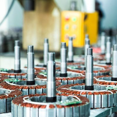 Moteur à courant alternatif sans balai industriel à une seule phase 220V 400W 800W 1.5KW pour ventilateur à grande vitesse